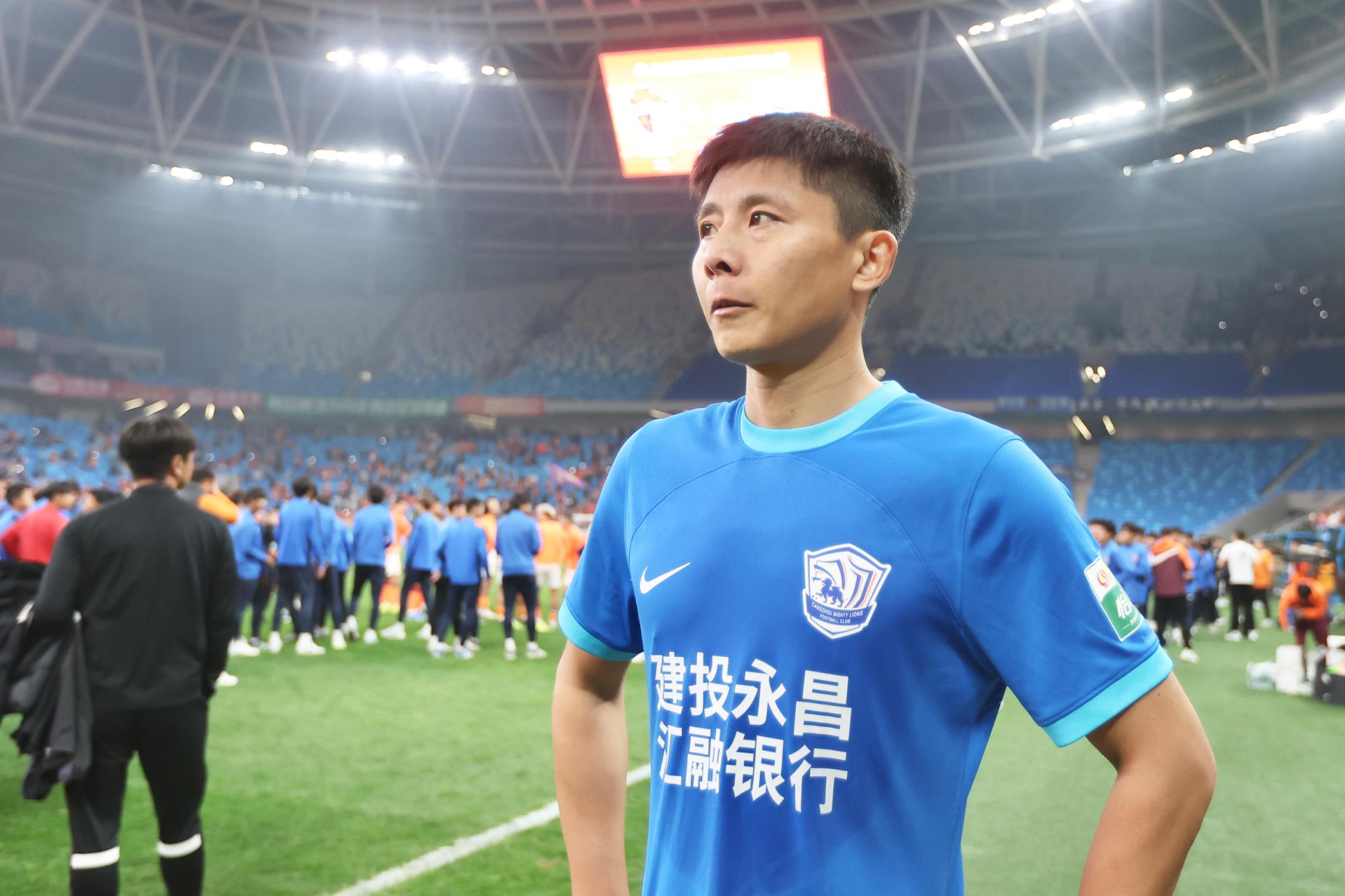 今天第5個(gè)！鄭凱木質(zhì)疑滄州：連續(xù)四年欠球員工資，還能過準(zhǔn)入？