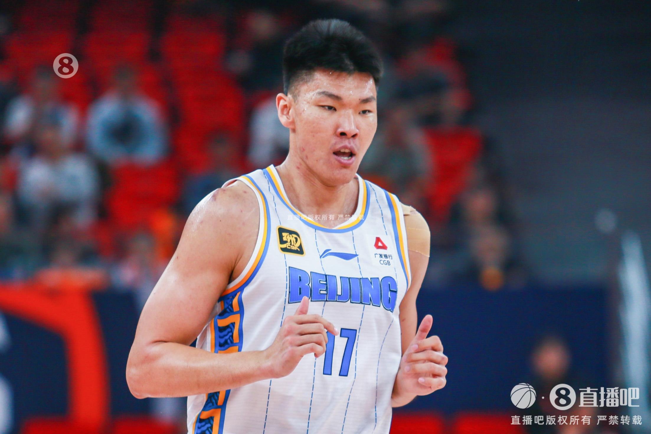 進攻端把握機會不錯！范子銘10投7中貢獻16分3助攻